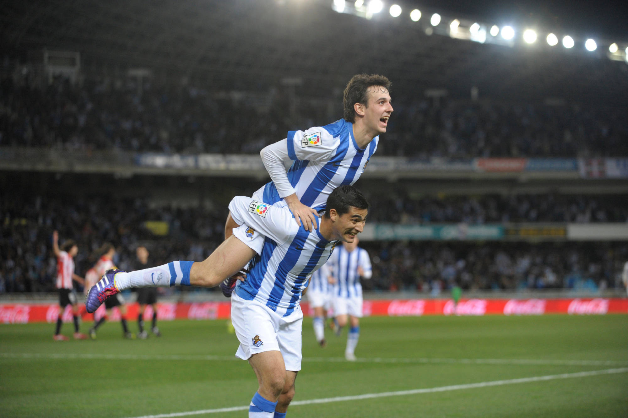 乐竞体育官网-包含里程碑夜马德里竞技主帅复盘；西甲赛后刷纪录；话题不断；更衣室氛围转暖的词条